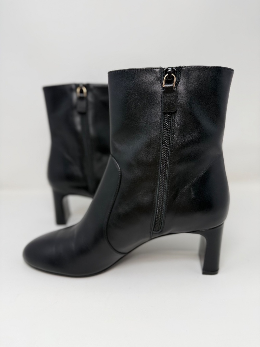 New Stuart Weitzman Babette Zip Bootie 60MM Black Leather Sz 8 - Picture 10 of 13